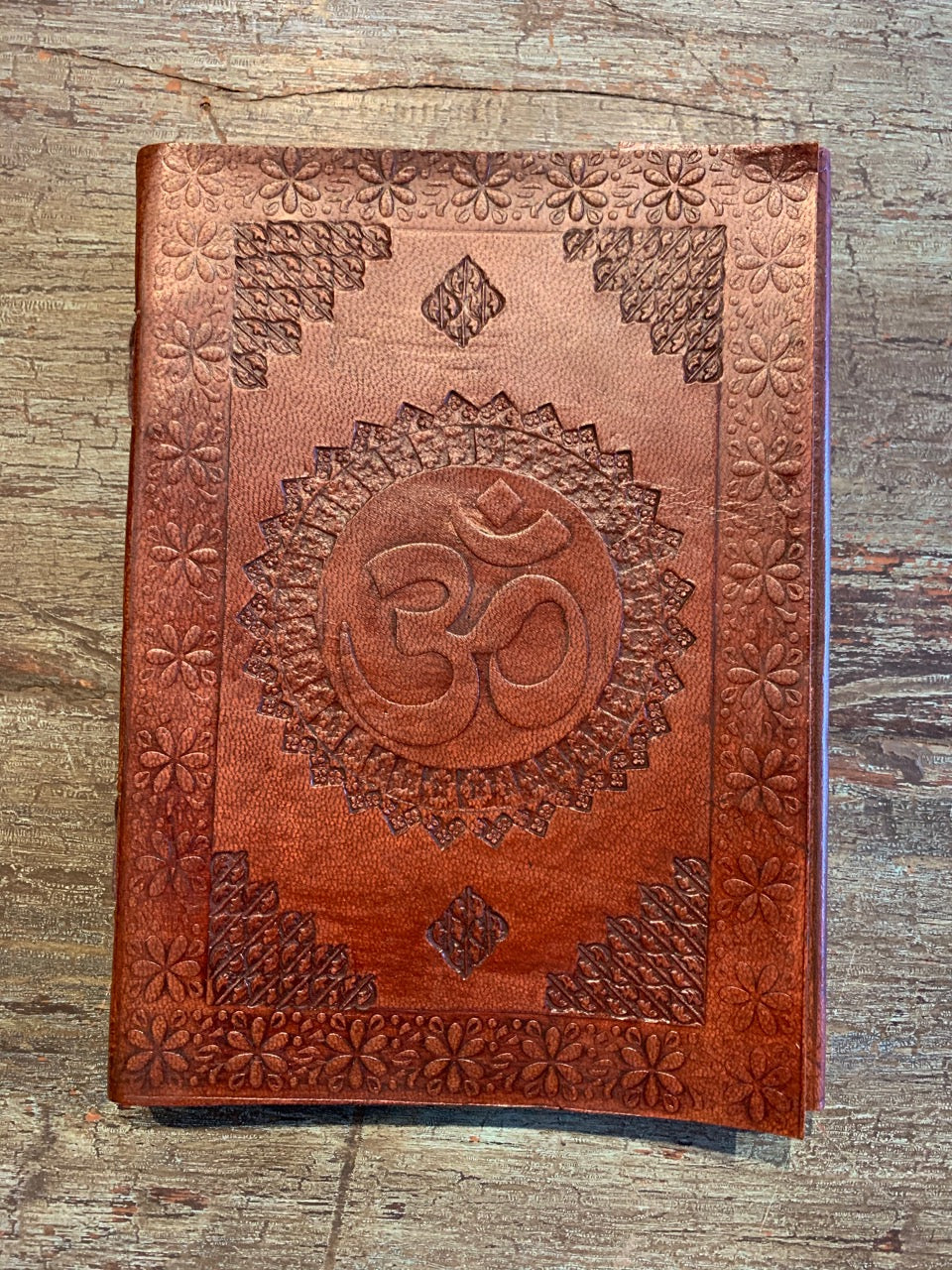 Medium Handmade leather journal