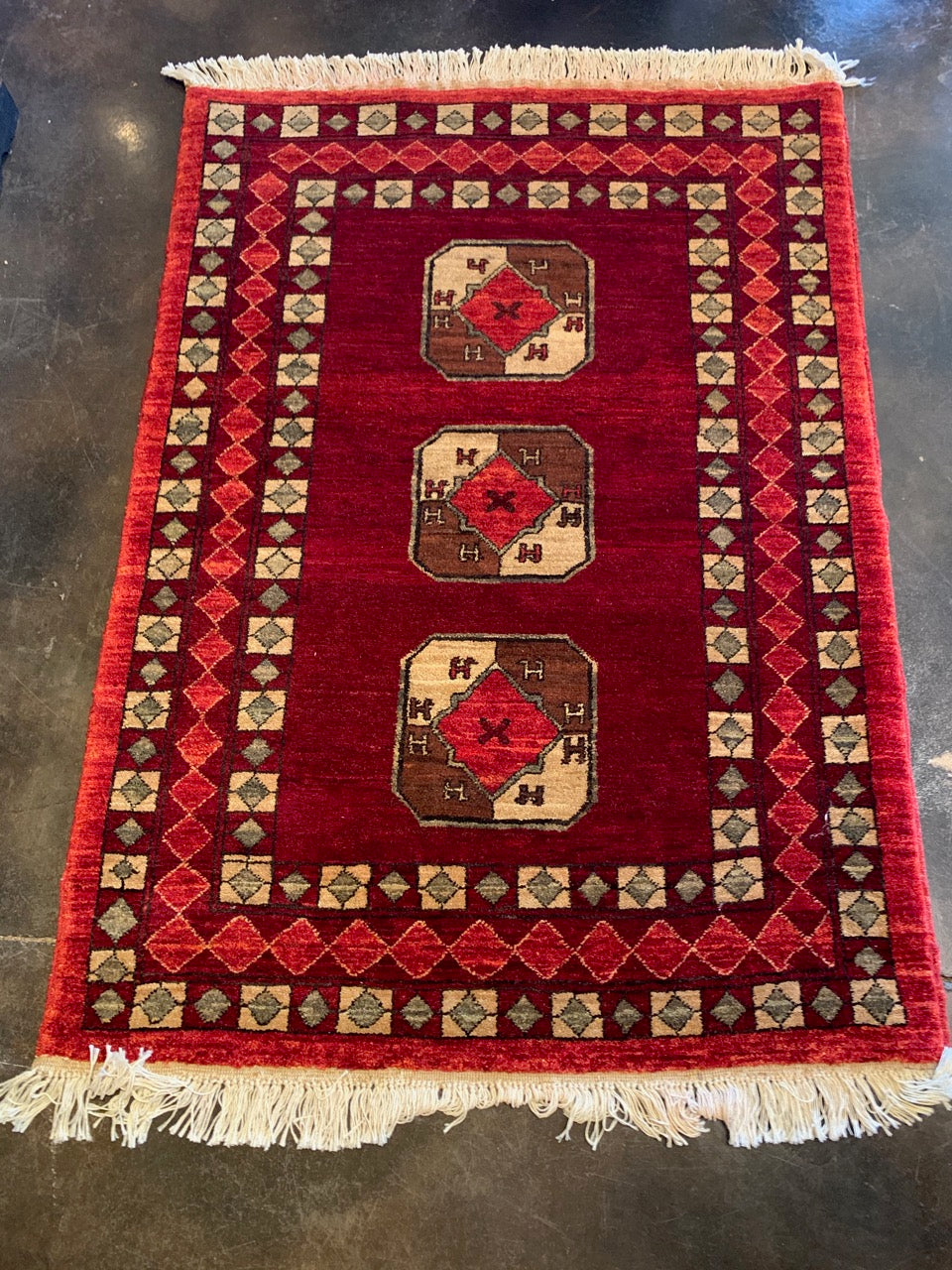 Handmade 3.5' x 6' wool rug
