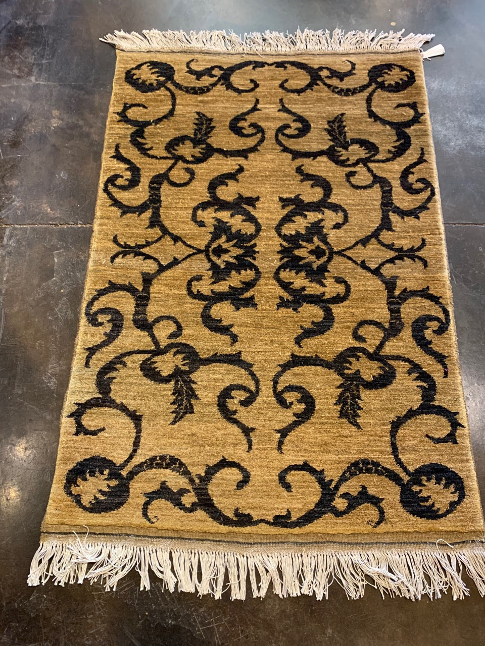 Handmade 4x6 wool rug
