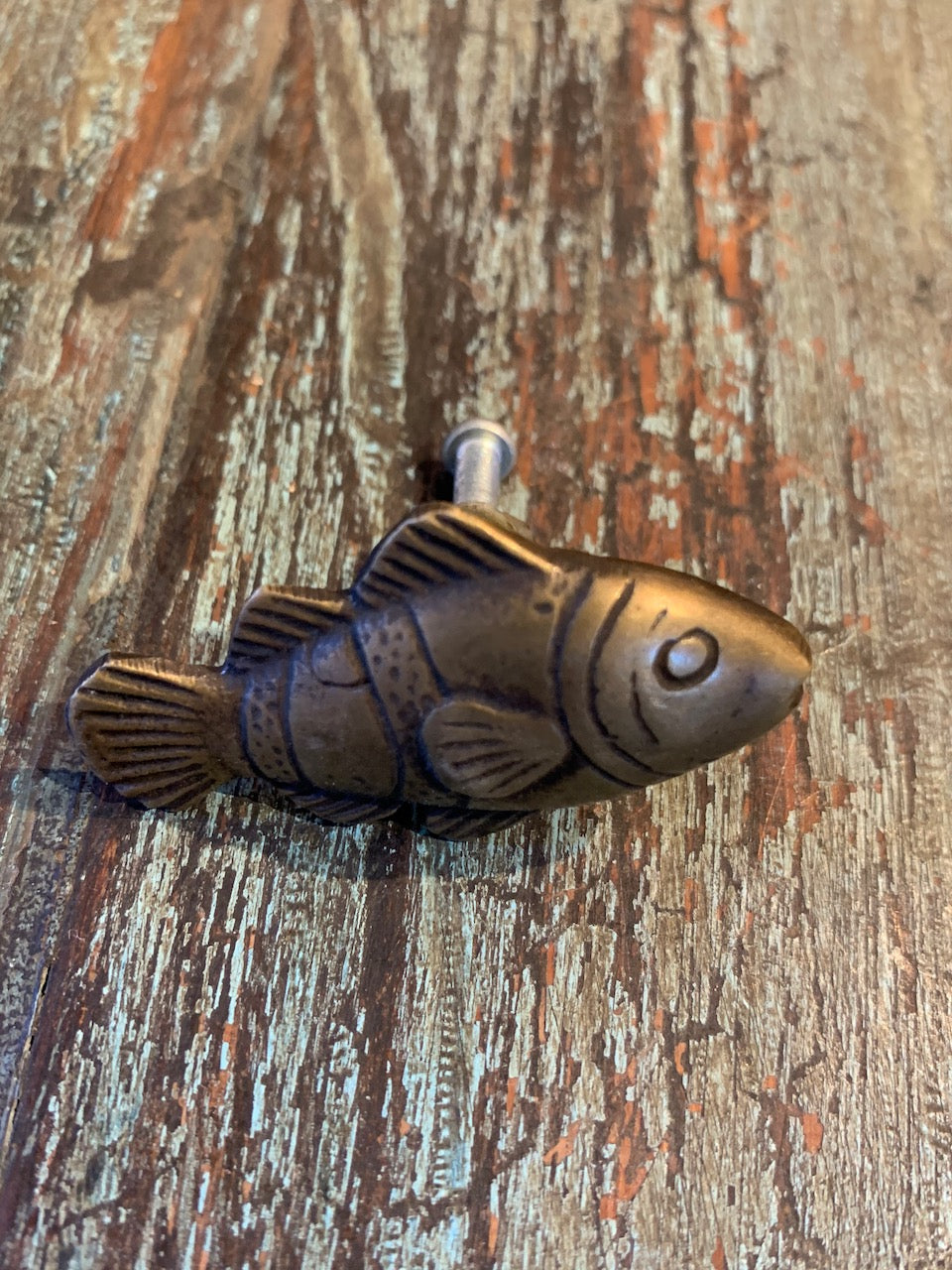 Brass pull