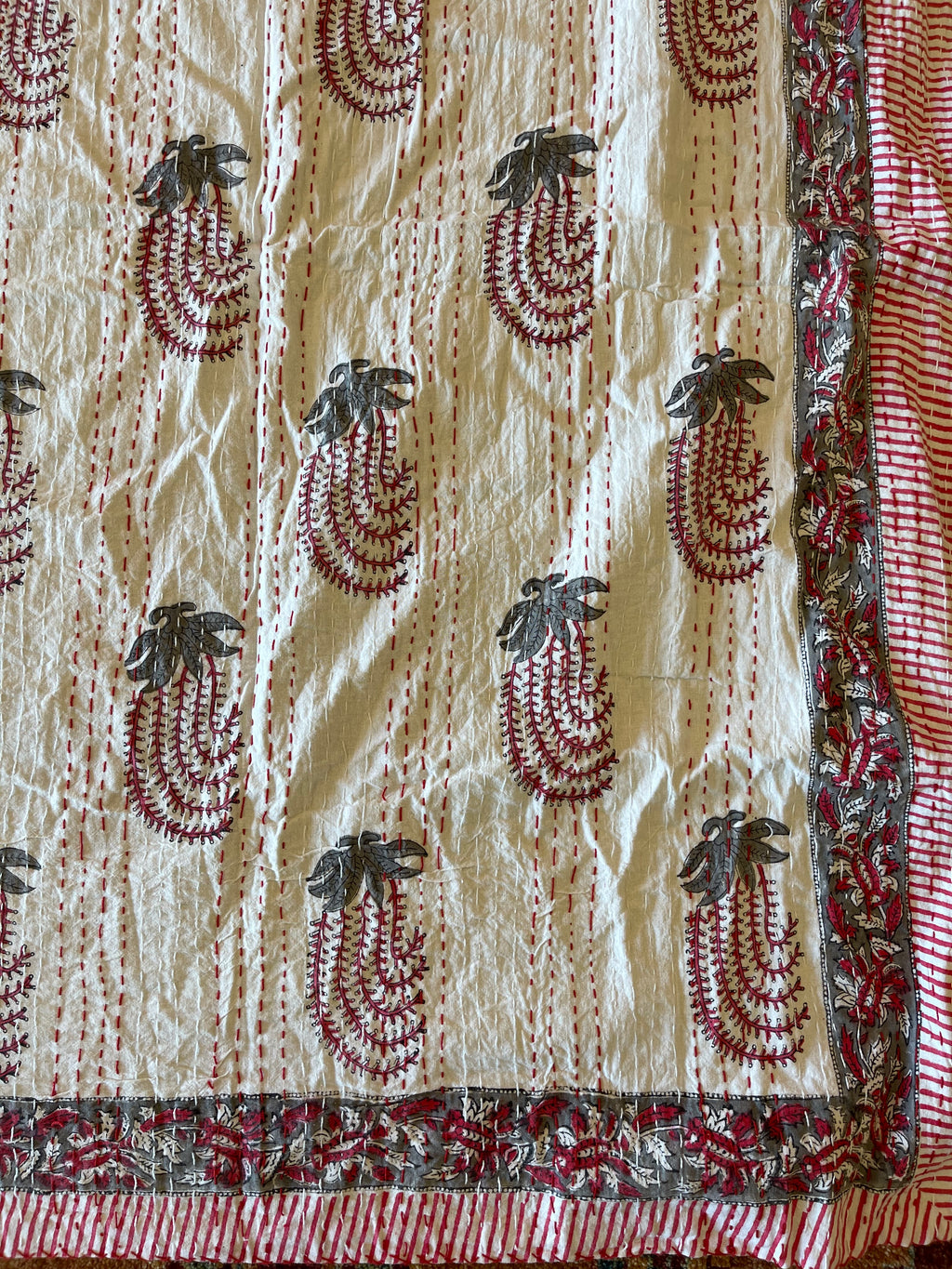 Handstitched King/Queen Quilt
