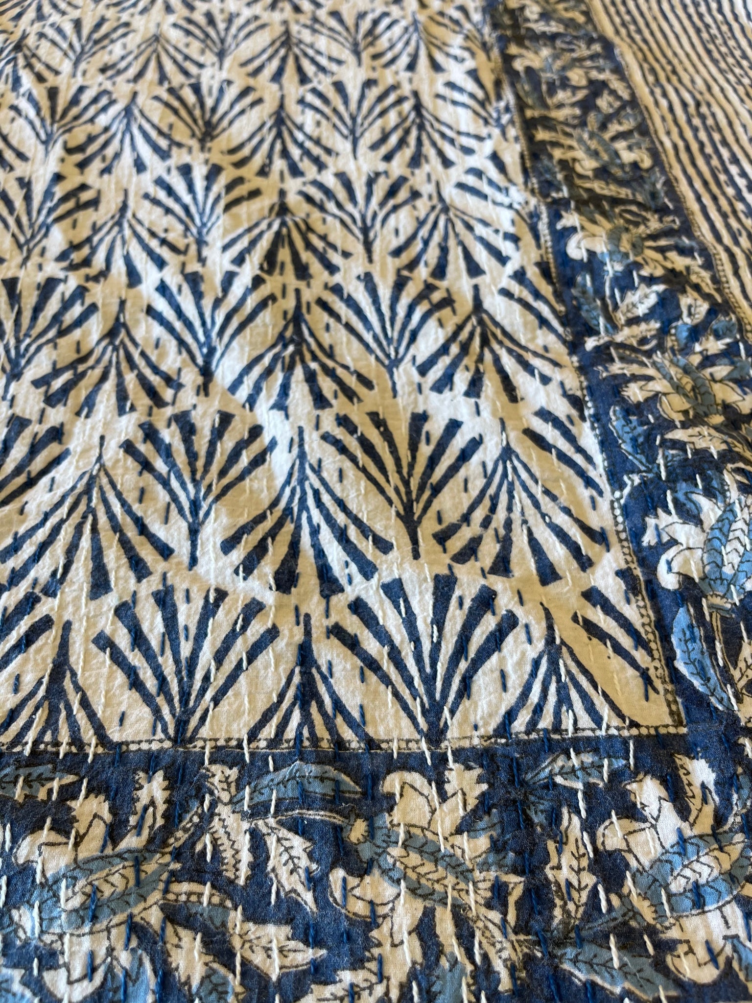 Handstitched King/Queen Quilt