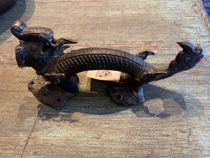 Bronze dragon handle